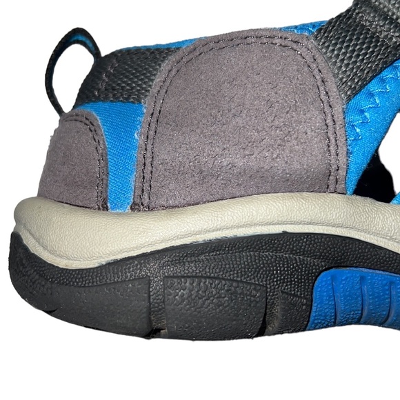 Keen Newport H2 Blue and Gray Sandals - Picture 16 of 16